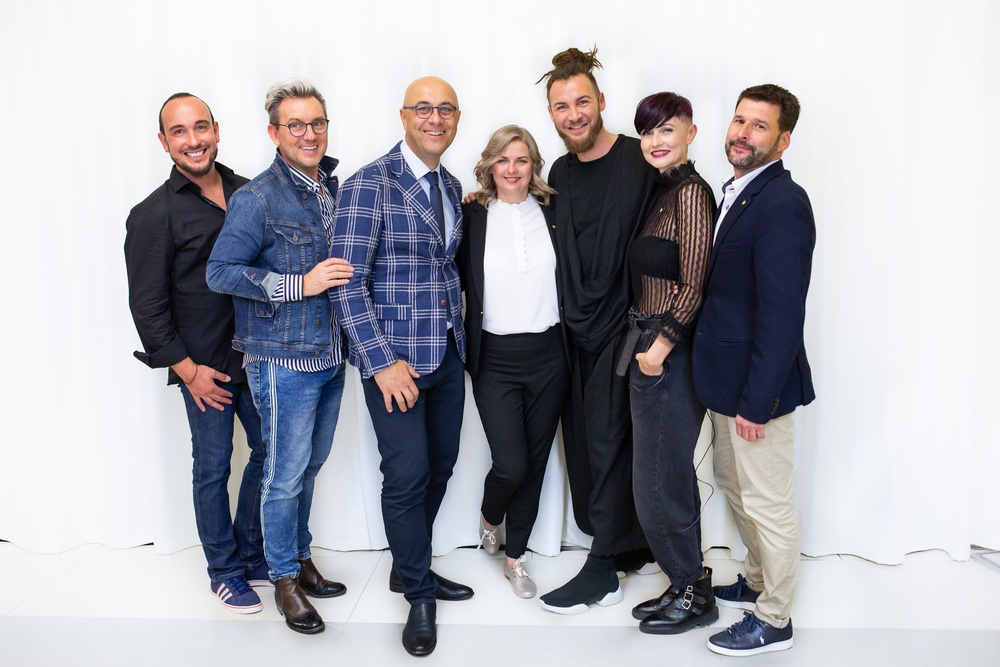 3_with-technologists-jpg The Technologists of Italy Style Linea